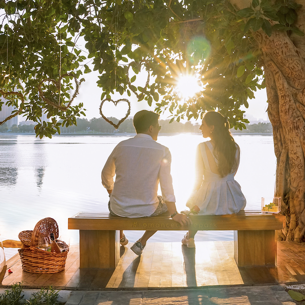  Celebrate Love with Dubai Creek Resort